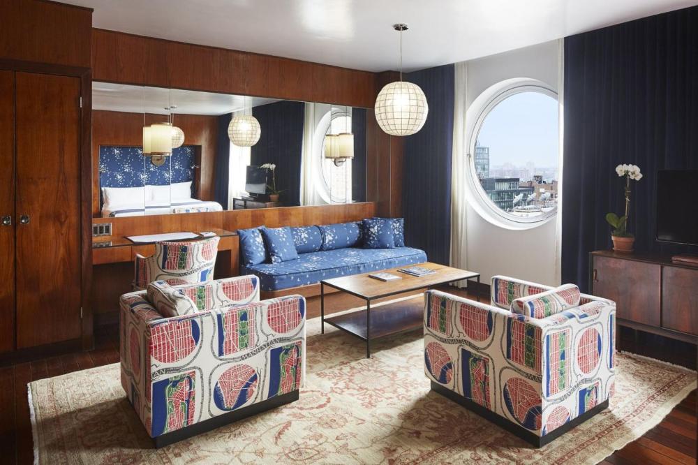 Junior Penthouse interior